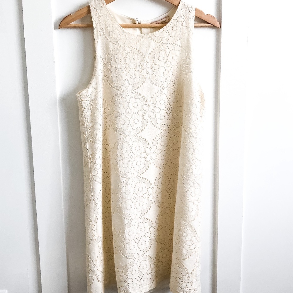 Lace dress